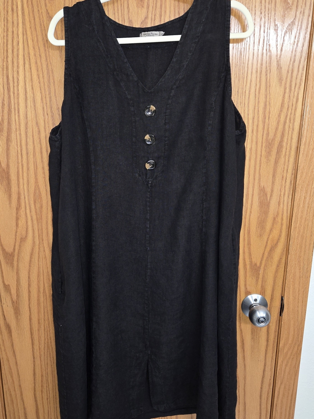Alessia Pacini Size 1x Black Sleeveless V-Neck Button Linen Dress